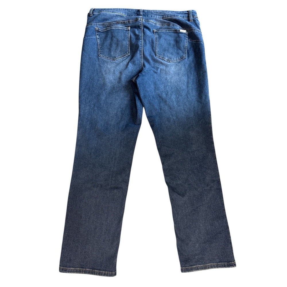 Chico’s — Classic Straight-Leg Blue Jeans 👖 Size 14 - Picture 8 of 8